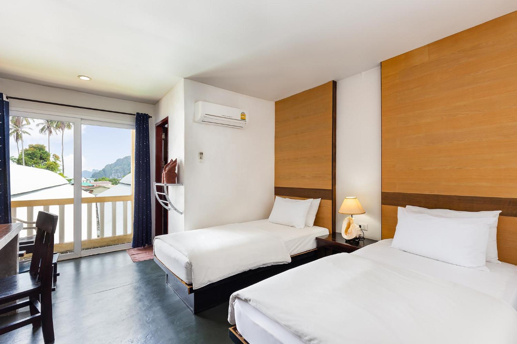 Pp Insula Hotel Фи Фи Айлънд Екстериор снимка