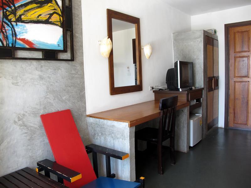 Pp Insula Hotel Фи Фи Айлънд Екстериор снимка
