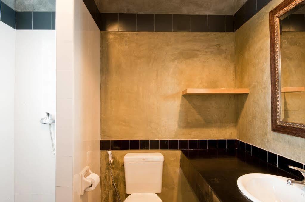 Pp Insula Hotel Фи Фи Айлънд Екстериор снимка